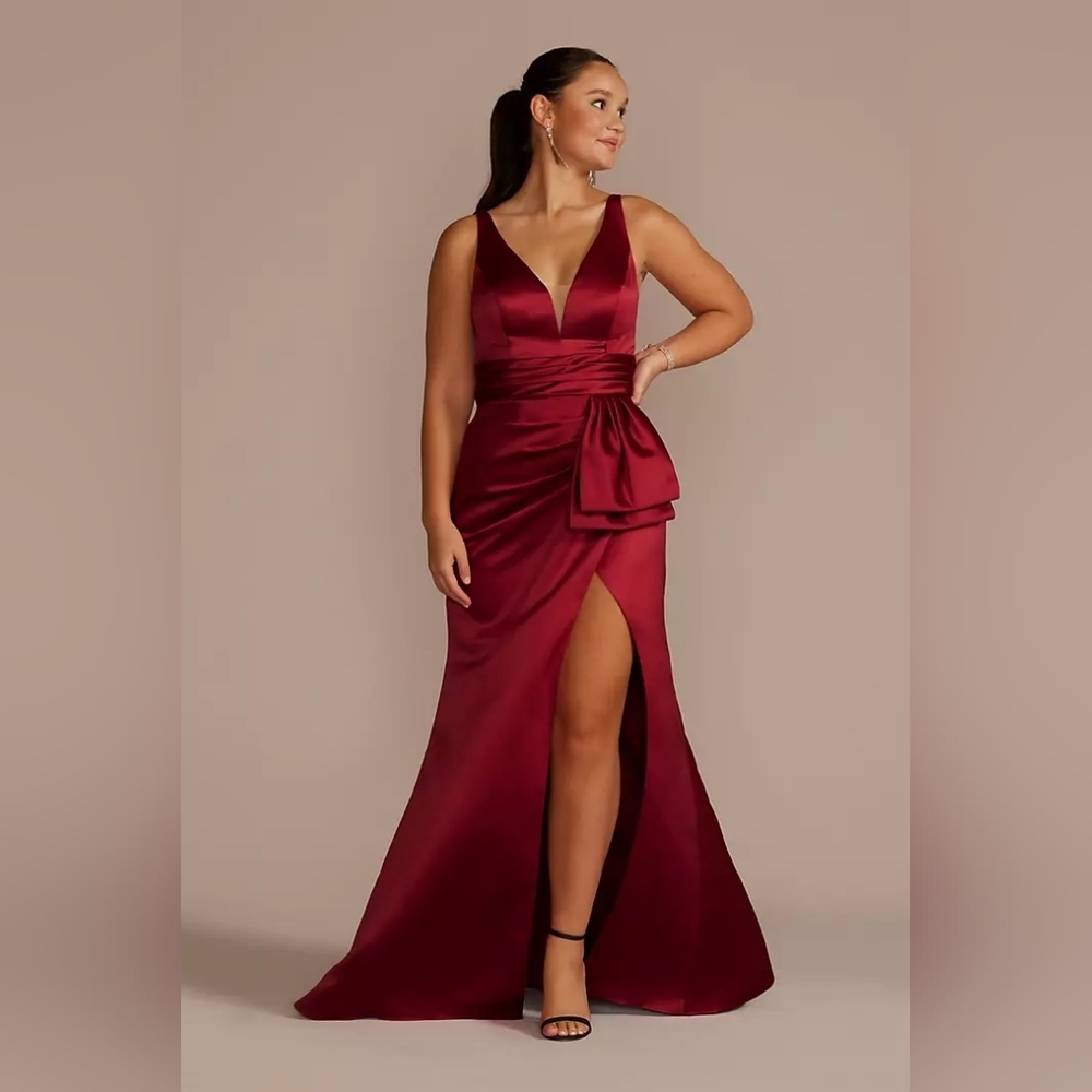 GALINA SIGNATURE | Plunging Satin Tank Sheath Dress w/ Slit in Lipstick Red sz 4 - Picture 2 of 9